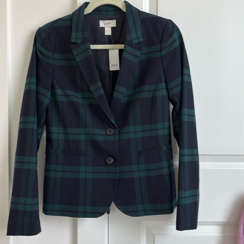 Loft 2 button green plaid blazer. Sz 2